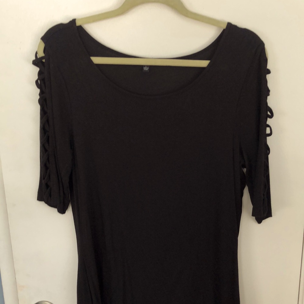 GUC Cable & Gauge Black Scoop Neck Top, 3/4 Sleeves w/Criss Cross Detail - Sz L